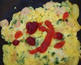 Foto langkah ke 3 dari resep Roti Jhon Kreasi Roti Tawar.