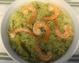 Foto del paso 4 de la receta: Arroz verde con camarones  🍤