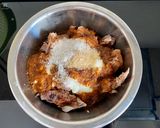 Hình bước làm 2 của món Sườn hầm hoa quả