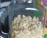 Foto langkah ke 2 dari resep Baceman Bawang Putih dan Minyak Bawang Putih.