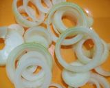 Foto langkah ke 1 dari resep Onion Ring / Bombay Crispy.