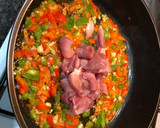 Foto del paso 2 de la receta: Arroz con cuerpos, gambas rojas y filete de cerdo