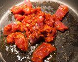 รูปขั้นตอนการทำที่ 3 ของ หมูผัดโคชูจัง