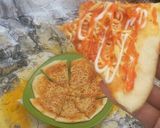 Foto langkah ke 9 dari resep Pizza homemade enak.