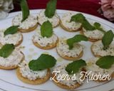 A picture of step 2 of Herbed Labneh Canapes.