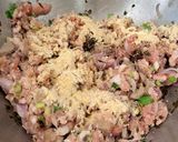 รูปขั้นตอนการทำที่ 5 ของ ลาบหมูก้อนทอดใบชะมวง