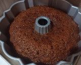 Foto langkah ke 6 dari resep Caramel Cake.