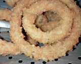 Foto langkah ke 5 dari resep Onion Rings.
