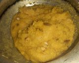 A picture of step 7 of Yellow Suji Halwa.