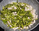 Foto del paso 1 de la receta: Revuelto de espárragos