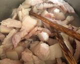 Hình bước làm 1 của món Thịt kho đậu