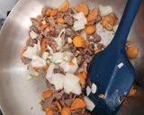Foto langkah ke 3 dari resep Tumis Daging Ketumbar.