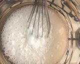 Foto del paso 1 de la receta: Gota de agua al agua de rosas con frambuesas