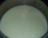 हरे नारियल और केसर वाली स्वादिष्ट खीर (hare nariyal aur kesar wali kheer recipe in Hindi) ) रेसिपी चरण 1 फोटो