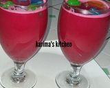 A picture of step 2 of Beetroot coconut juice.