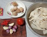 Foto langkah ke 1 dari resep Oseng jamur tiram puyuh pedas manis.