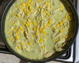 Foto del paso 6 de la receta: Pollo en salsa verde con toque cremoso