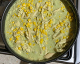 Foto del paso 6 de la receta: Pollo en salsa verde con toque cremoso