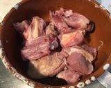 Une image de l'étape 4 de Chevreau mariné façon créole aux oignons,épices,citron et herbes aromatiques.