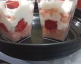 Foto langkah ke 6 dari resep Strawberry cheesecake.