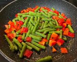 A picture of step 3 of Thai Ginger Curry.