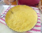 Foto langkah ke 2 dari resep Spinach Mushroom Quiche.
