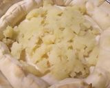 A picture of step 4 of Porcini and potato pie.
