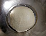 A picture of step 1 of Veg. Pizza.