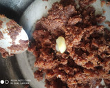 A picture of step 6 of Dates halwa.
