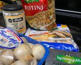 A picture of step 1 of Spinach chicken carbonara.