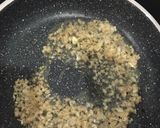 Foto langkah ke 2 dari resep Sop Kimlo Wortel Jamur Kuping.
