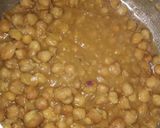 अमृतसरी छोले विथ गालिक कुलचे (amritsari chole with garlic kulche recipe in Hindi) रेसिपी चरण 1 फोटो