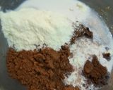 A picture of step 5 of Oreo chocolate balls.