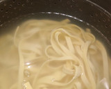 Foto del paso 4 de la receta: Fideos con salsa de camarones y pollo