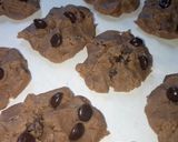 Foto langkah ke 2 dari resep Choco Raisin Cookies.