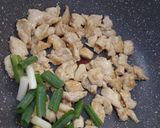Foto langkah ke 3 dari resep 59/25. Ayam Pakcoy menu diet.