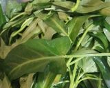 Foto langkah ke 2 dari resep Tumis kangkung.