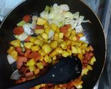 Foto langkah ke 3 dari resep Luncheon (maling) ayam masak kentang bombay kecap.