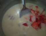 A picture of step 1 of Instant fruit cream.