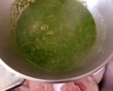 Foto del paso 3 de la receta: Merluza en salsa muy verde