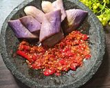 Foto langkah ke 5 dari resep Sambal Terong Ungu (kukus).