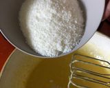 Foto del paso 5 de la receta: Magdalenas de coco