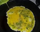 Foto del paso 2 de la receta: Omelette de queso y tomate