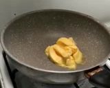 Foto langkah ke 2 dari resep Udang saos mentega.