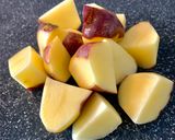Foto del paso 1 de la receta: Papas a las finas hierbas