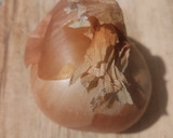 Foto del paso 1 de la receta: Revuelto de guisantes y cebolla