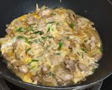รูปขั้นตอนการทำที่ 5 ของ ข้าวหน้าไก่และไข่แบบญี่ปุ่น (Oyakodon)