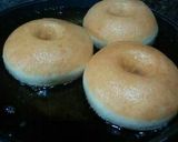 Foto langkah ke 9 dari resep Donat super empuk.