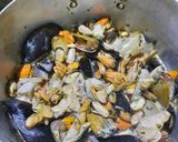 Foto del paso 5 de la receta: Cocimiento de Mariscos 🦪🦑