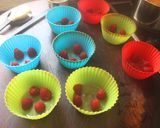 Foto del paso 4 de la receta: Pastelitos de café y frambuesas con pan duro